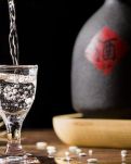 【曉荷.煙火】酒慢慢的喝，心漸漸的醉（散文）