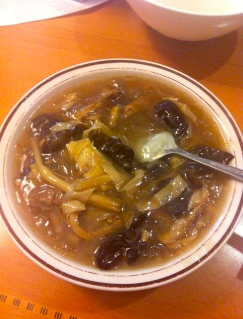 【曉荷·遇見】孟婆來碗湯，多加點(diǎn)香菜（小說）